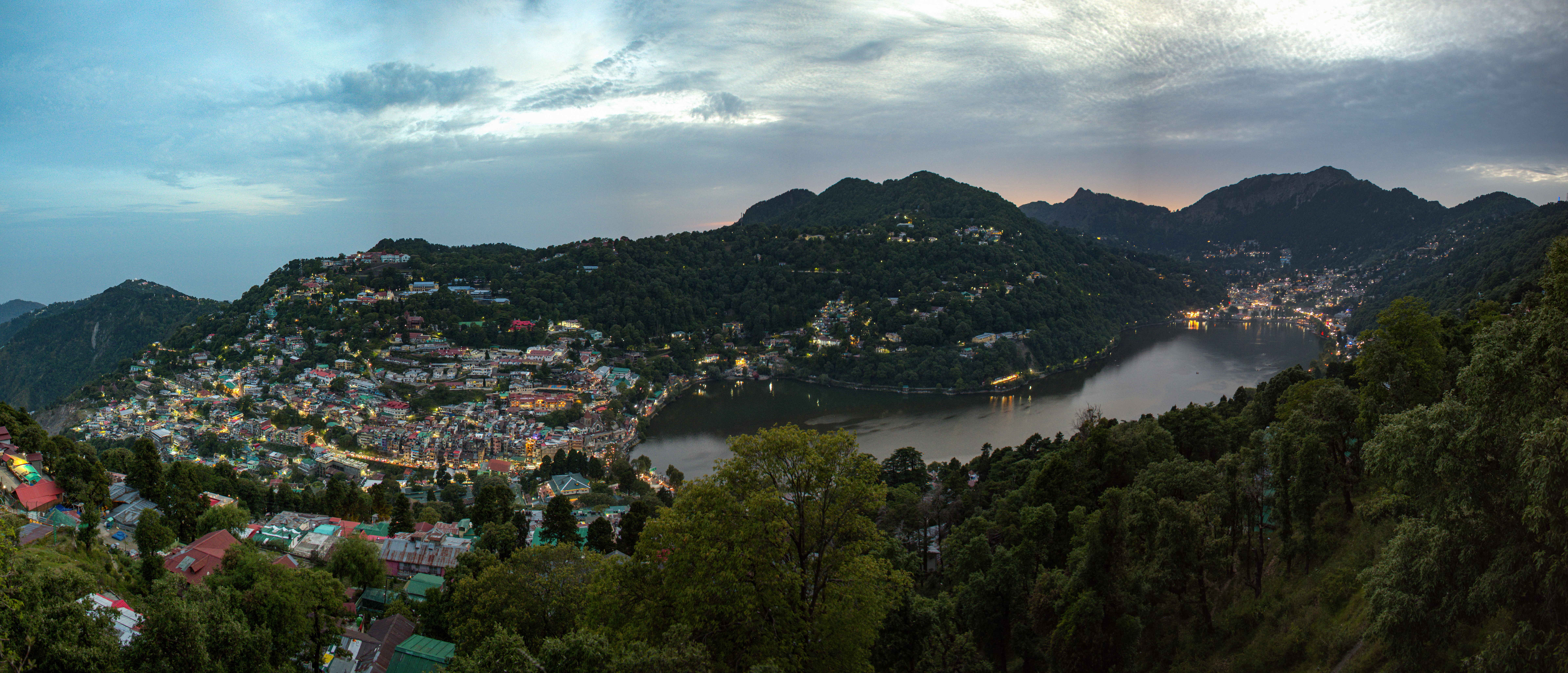 Delhi to Nainital Taxi: Lake City Weekend Gateway
